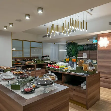 Tocq Hotel 4*