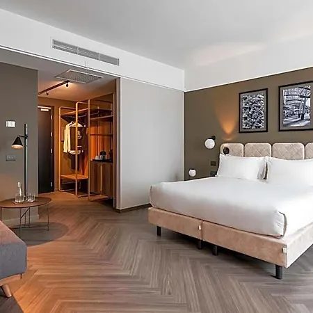 Tocq Hotel 4*