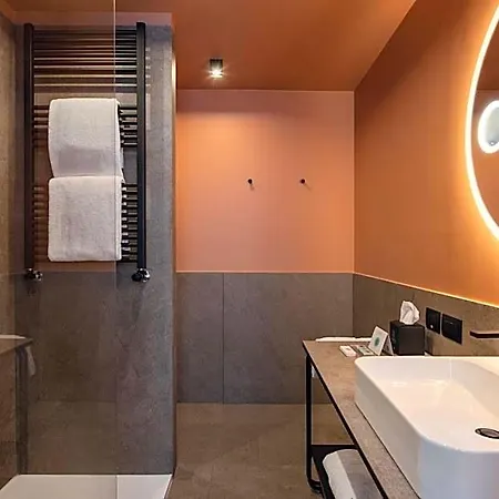 Tocq Milano